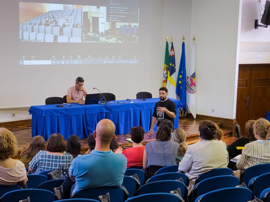 Formação na UAc em Competências de Comunicação com Estudantes