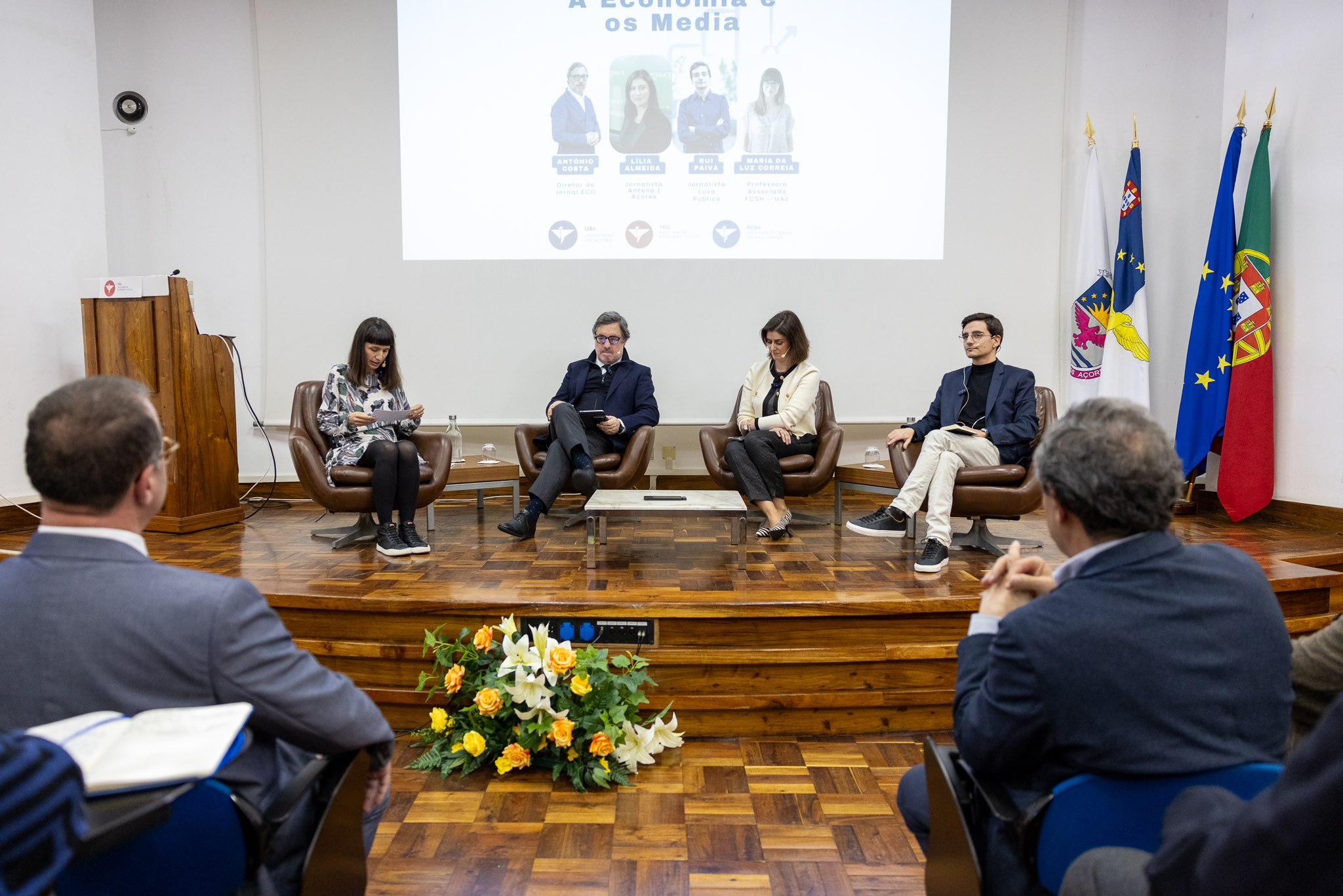UAc promove debate sobre os desafios do jornalismo económico 